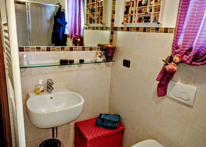 Sally's Couette-café Carrare