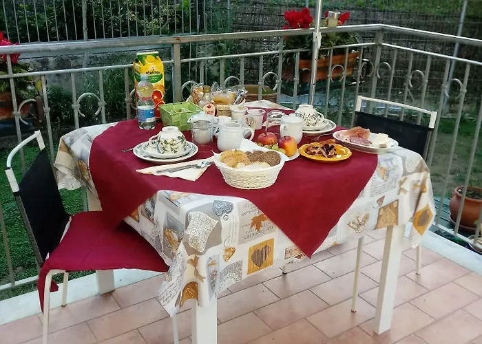 Sally's Bed and Breakfast Καρράρα