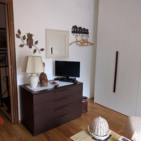 Sally's 3* Carrara