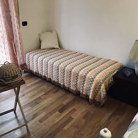 Sally's Bed & Breakfast 3*