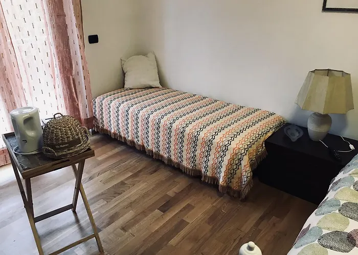 Sally's Alojamento de Acomodação e Pequeno-almoço 3*